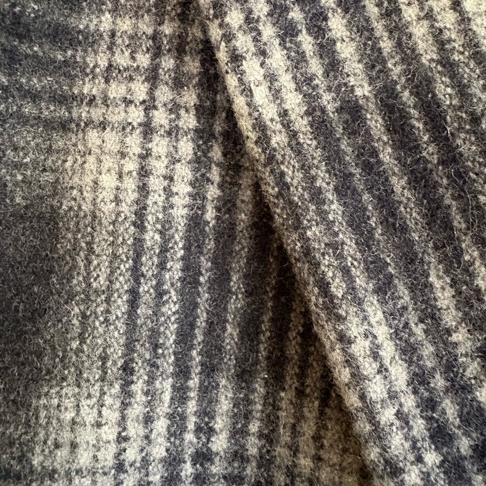 Topman - Sharp Men’s Gray/Black Plaid Wool Blend Car Coat. Size 44. New w/o tags - Picture 3 of 11